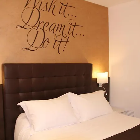 To Aparthotel 4*