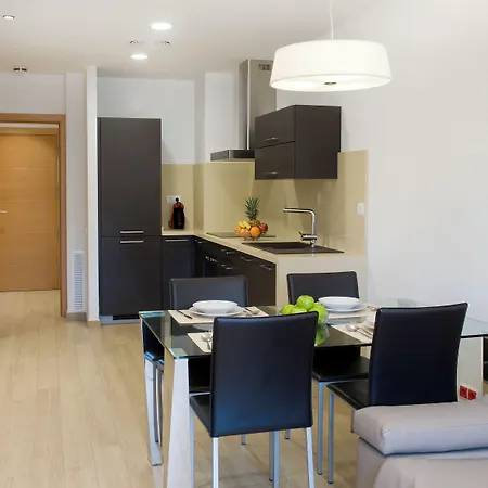 To アパートホテル